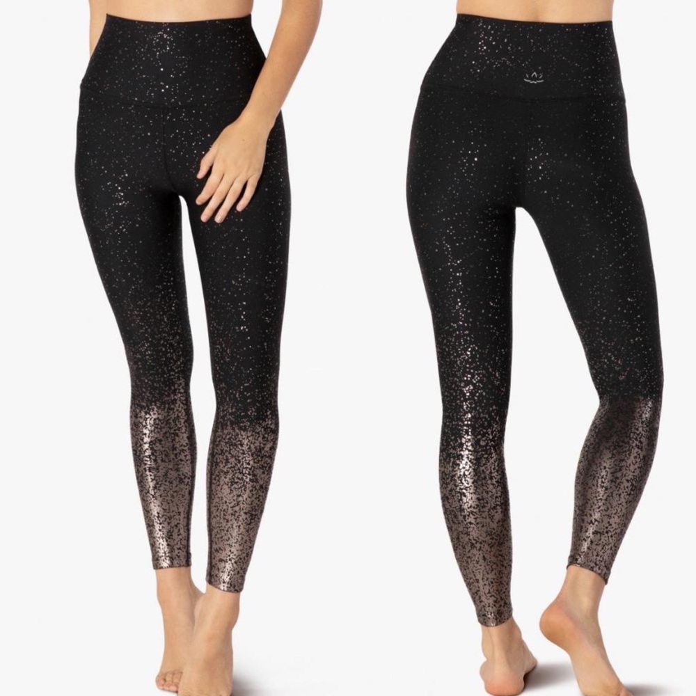 BEYOND YOGA Alloy Ombre Black Gold Speckled Midi Leggings Medium